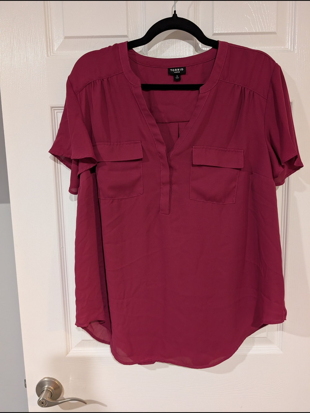 Torrid Harper Flutter Sleeve Pullover Blouse in Size 0 (Large / 12)